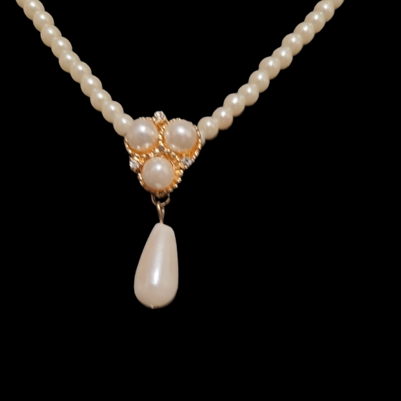 Vintage Tear Drop Faux Pearl Trio Necklace Lot 3 - Picture 2 of 3